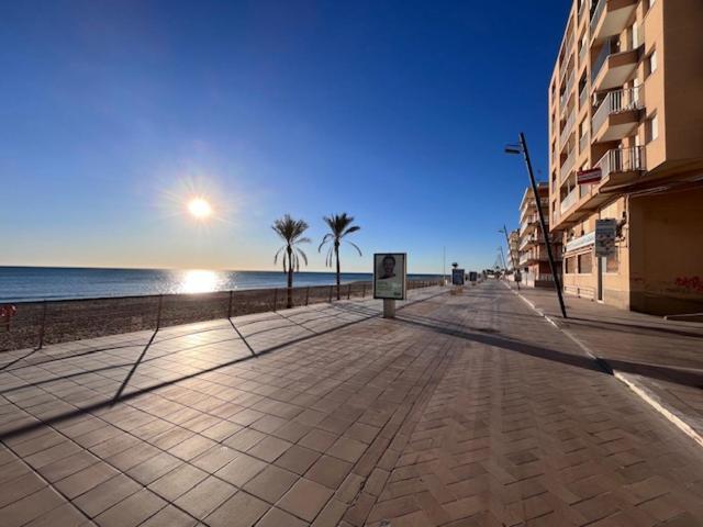 Modern And Stylish Apartament Sea ​​Views Guardamar del Segura Exterior foto